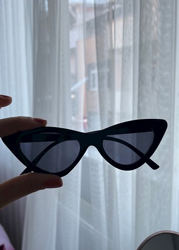 Beden siyah Renk Siyah Minimalist Gotik Kadın Güneş Gözlüğü