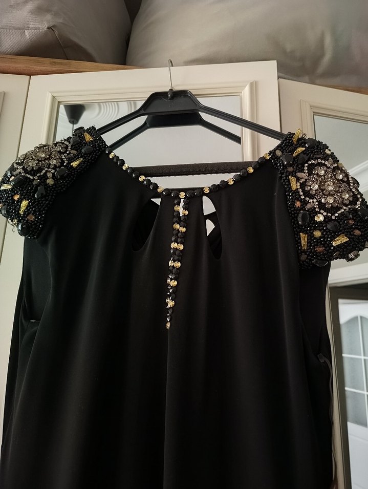siyah taş detaylı abiye elbise - Görsel 4