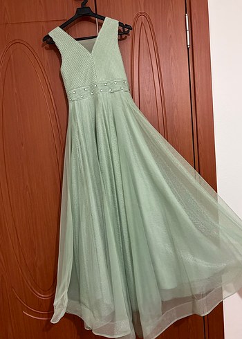 Gri Pilili V Yaka Uzun Abiye Elbise - Görsel 3