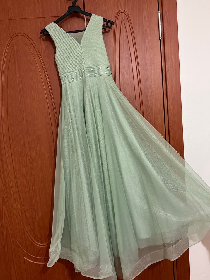 Gri Pilili V Yaka Uzun Abiye Elbise - Görsel 3