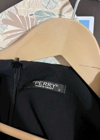 Siyah V Yaka Drapeli Midi Elbise - Görsel 5