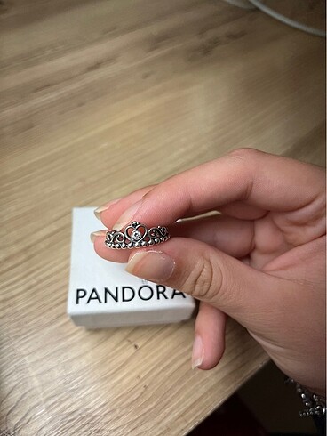 Beden gri Renk Orjinal Pandora Yüzük