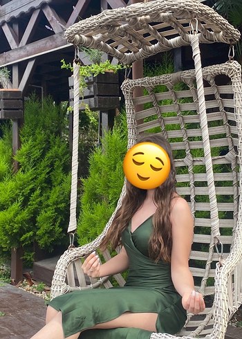 Kayık Yaka, Askılı, Uzun Saten Yeşil Elbise - Görsel 2