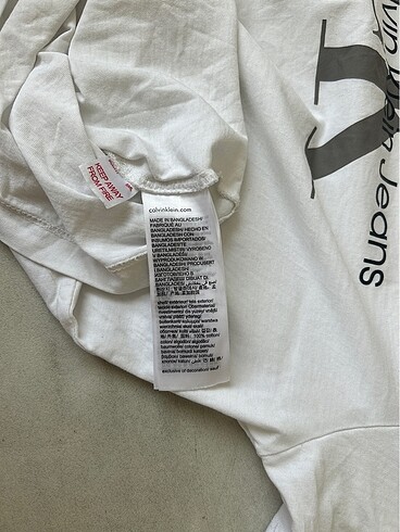 12-13 Yaş Beden beyaz Renk Calvin Klein tişört