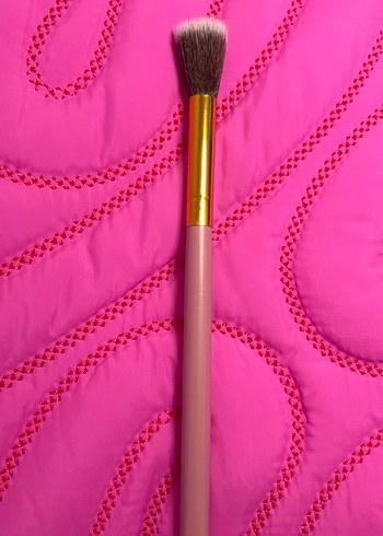 Pastel Pembe Makyaj Fırçası - Görsel 2