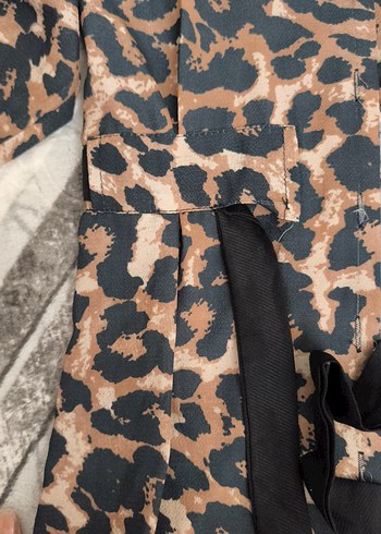 Leopar Desenli Kemerli gömlek - Görsel 6