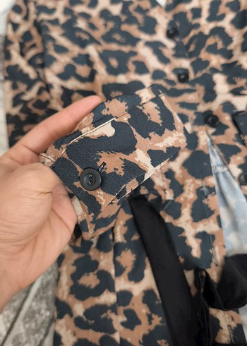 Leopar Desenli Kemerli gömlek - Görsel 5