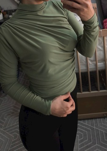 Drapeli Uzun Kollu Yüksek Yaka Kadın Bluz - Görsel 2