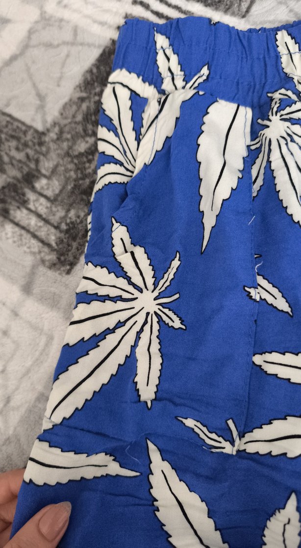 Düğmeli Mavi Batik Desenli Kadın Şort - Görsel 2