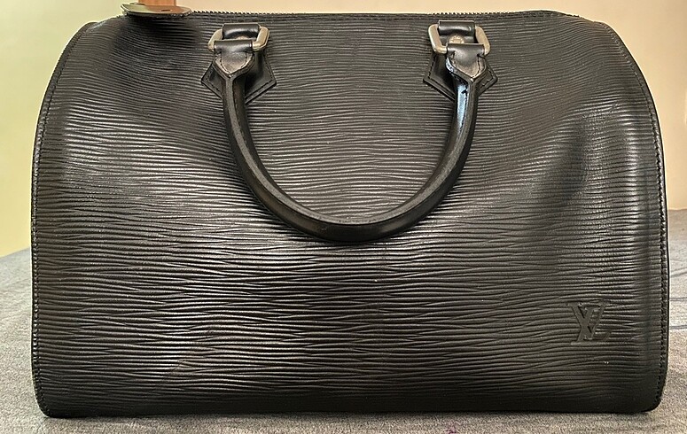 Louis Vuitton çanta