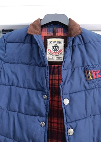 LC Waikiki Dugmeli Lacivert Erkek Cocuk Kaban