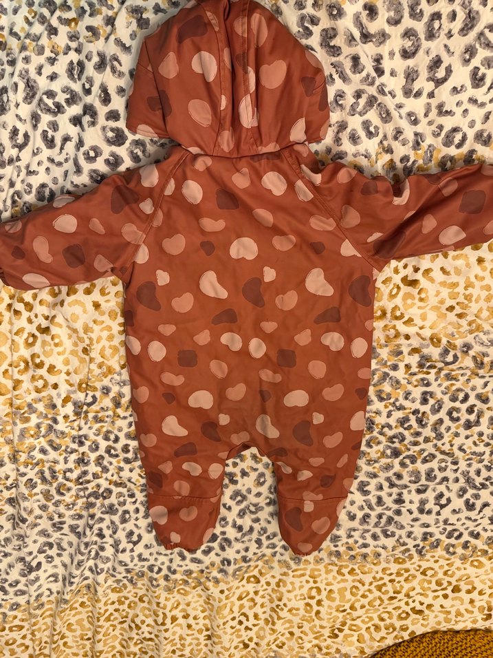 Kahverengi Bağlama Desenli Kürk Detaylı Bebek Tulumu - Görsel 2