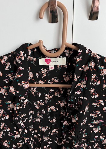 Çiçek Desenli Mini Siyah Kadın Ceket - Görsel 2