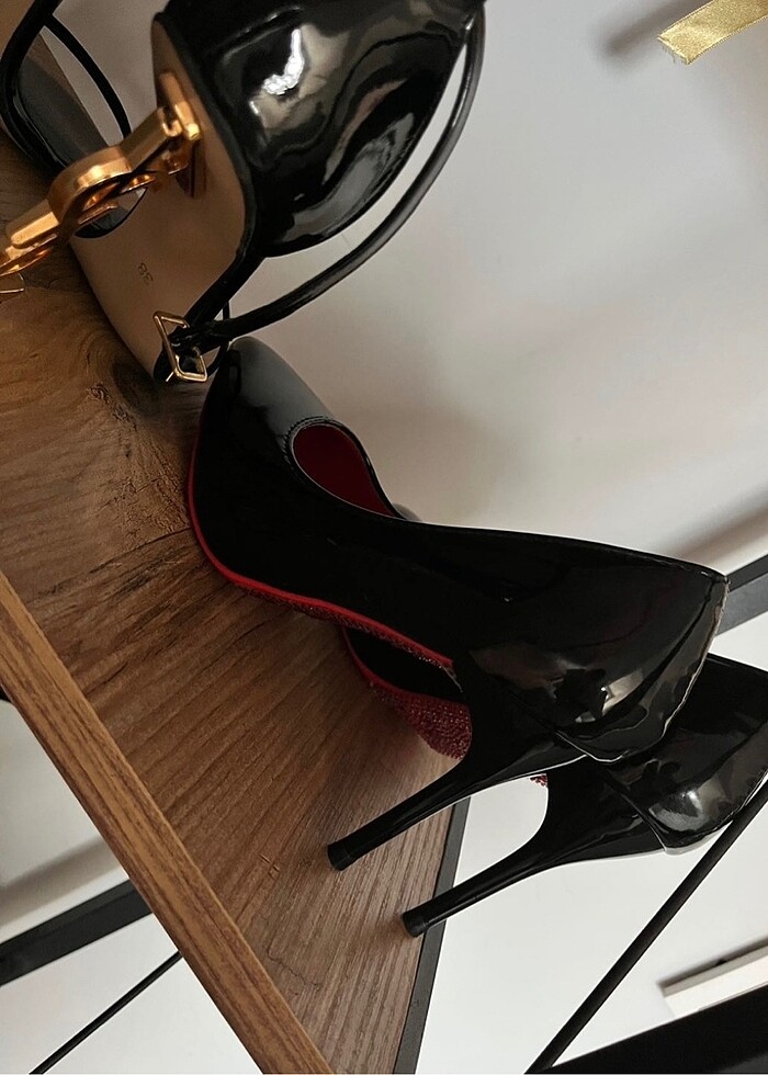 Topuklu ayakkabı - Görsel 2