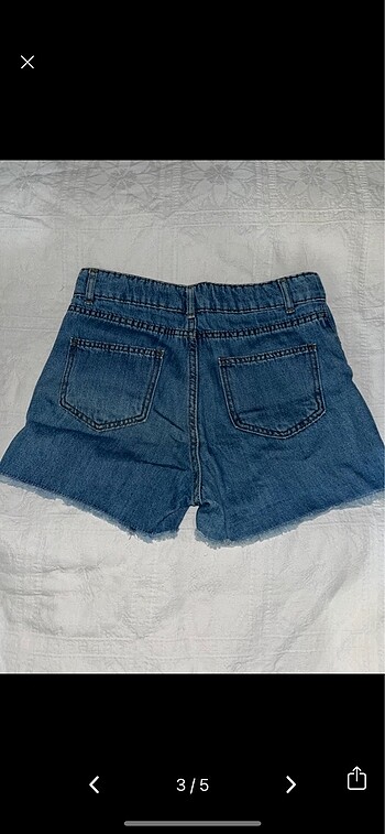 xs Beden Denim yırtık kot şort