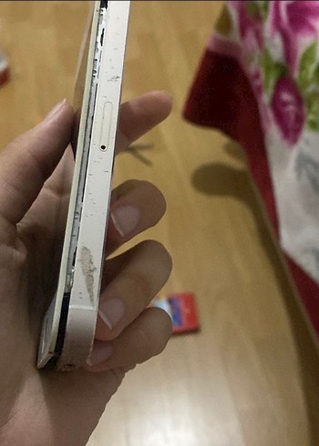 Beyaz iPhone arka kapak - Görsel 2