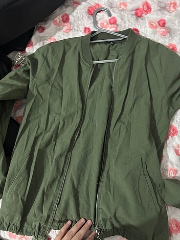 Yesil trenckot - Görsel 2