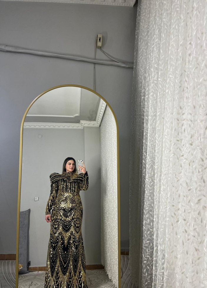 Uzun Siyah Gotik Kadın Gelinlik - Görsel 5