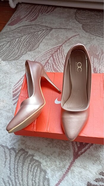 Stiletto topuklu ayakkabı - Görsel 4