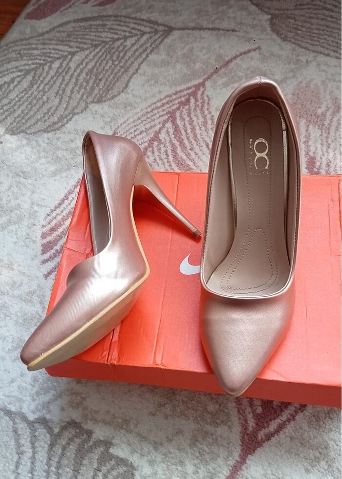 Stiletto topuklu ayakkabı - Görsel 4