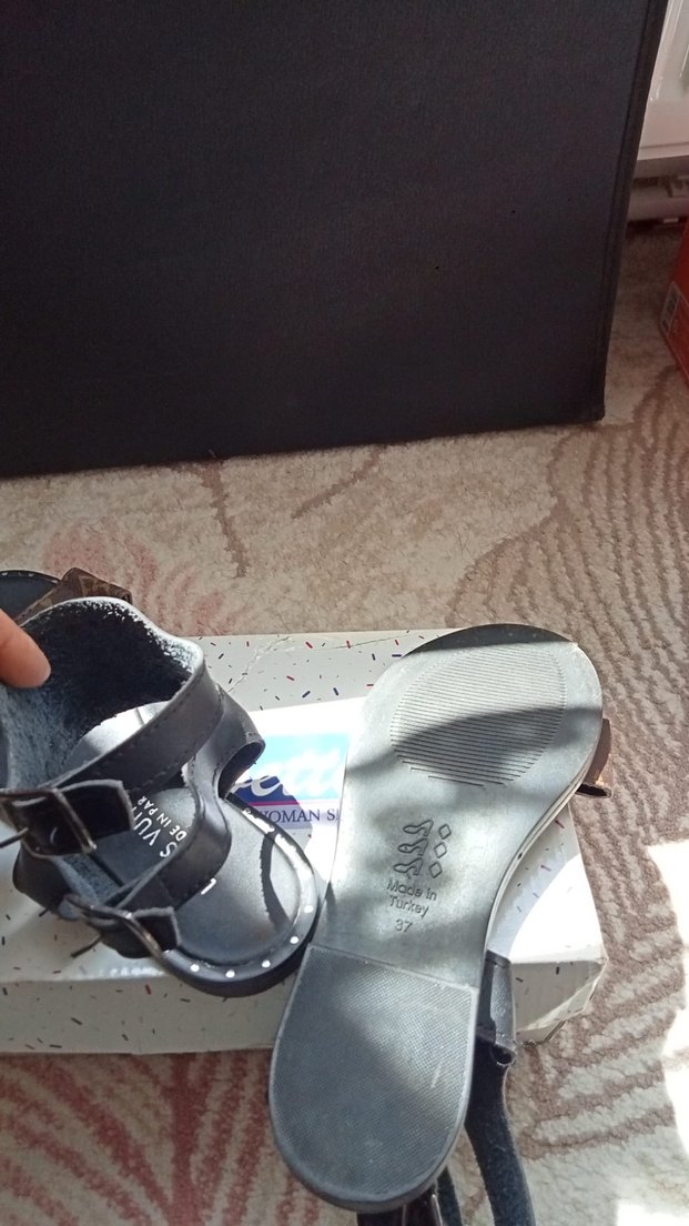 Koyu  Kahverengi -Siyah Parlak Deri Desenli sandalet - Görsel 5