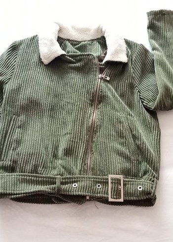 Kemerli, kısa kesim yeşil kadın ceket - Görsel 6