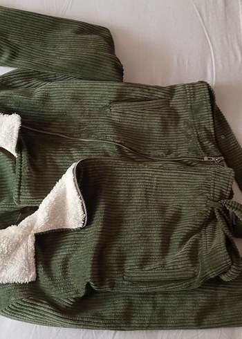 Kemerli, kısa kesim yeşil kadın ceket - Görsel 3