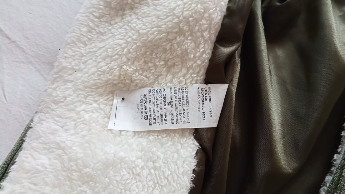 Kemerli, kısa kesim yeşil kadın ceket - Görsel 4