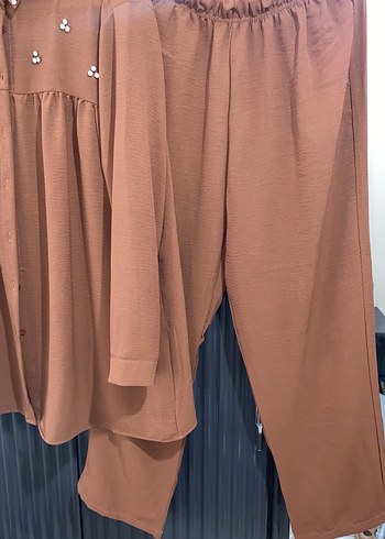 Camel kahve Uzun Kollu Düğmeli Kadın Tunik - Görsel 2