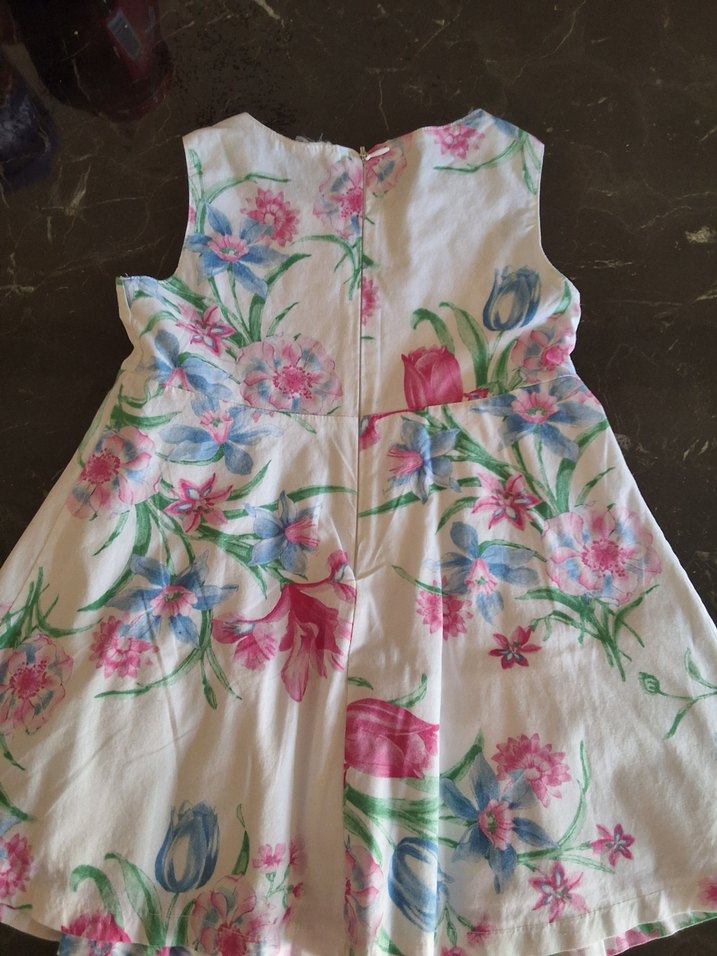 Kız Çocuk Çiçek Desenli Kolsuz Elbise - Görsel 3