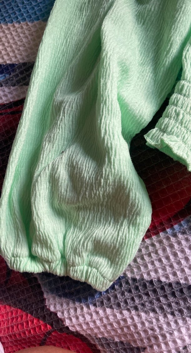 yeşil üst yeni balon kollu - Görsel 3