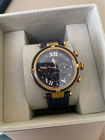 GUESS MARKA ORJİNAL KADIN SAAT