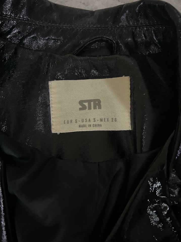 Parlak Siyah Deri Ceket Stradivarius - Görsel 3