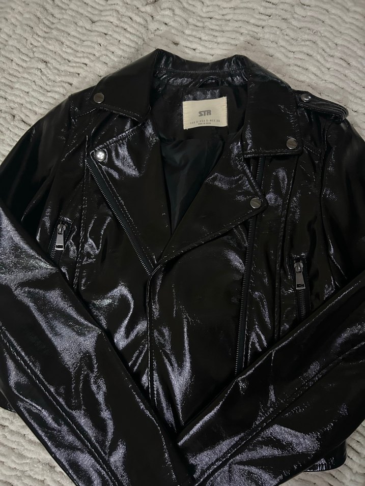Parlak Siyah Deri Ceket Stradivarius - Görsel 2