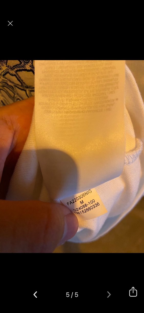 Nike Jordan Essentials Beyaz Erkek Tişört - Görsel 5