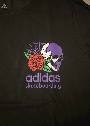 Adidas Siyah Baskılı Oversize Tişört - Görsel 2