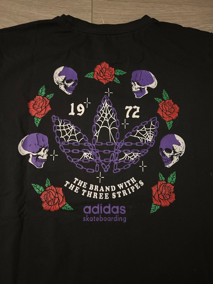 Adidas Siyah Baskılı Oversize Tişört - Görsel 5