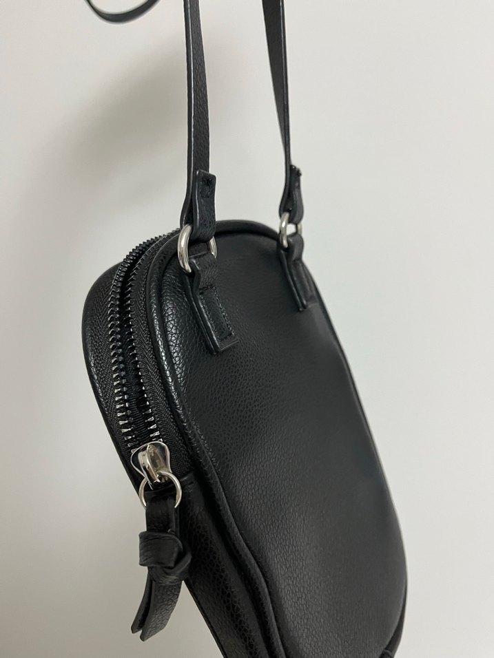 Siyah Deri Kadın Çapraz Çanta - Görsel 4