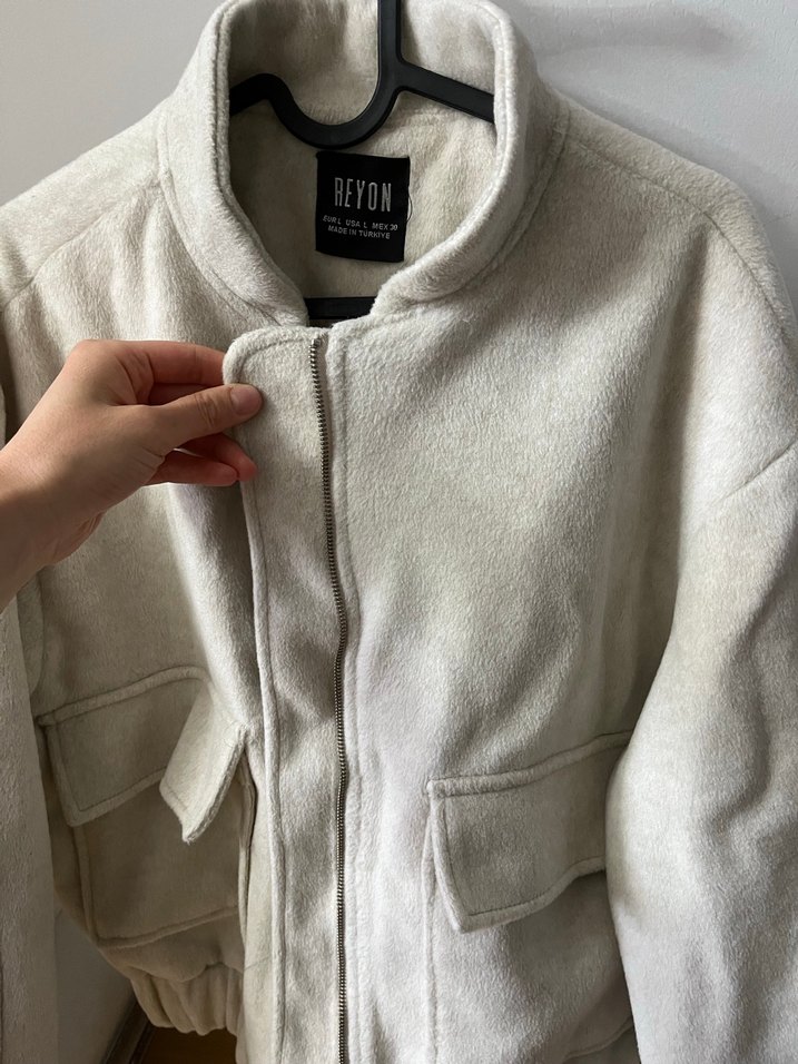 Düğmeli Bej Kadın Ceket, Midi Boy, Uzun Kollu - Görsel 3