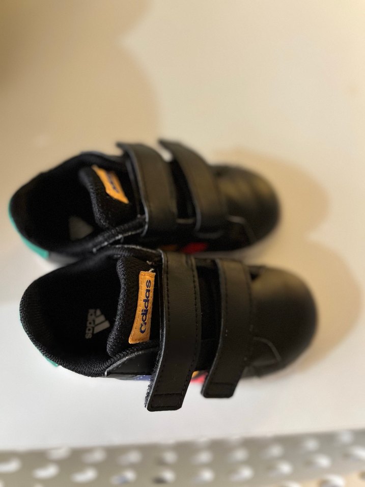 Erkek Çocuk Siyah Cırt Cırtlı Spor Ayakkabı - Görsel 4