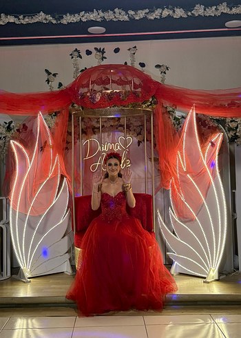 Kırmızı Straplez Nakışlı Kına Elbisesi - Görsel 3