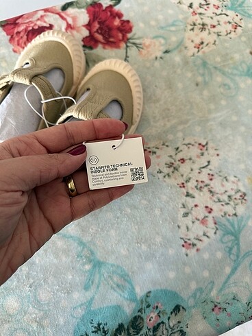 23 Beden Zara unisex çocuk ayakkabısı