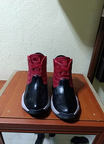 Nike Kids Nike bot