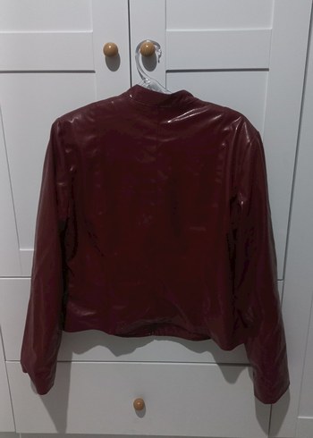 Pull&Bear kırmızı suni deri ceket - Görsel 2