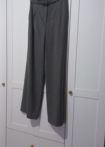 Gri Kadın Kumaş Pantolon Kemerli Midi Boy - Görsel 4