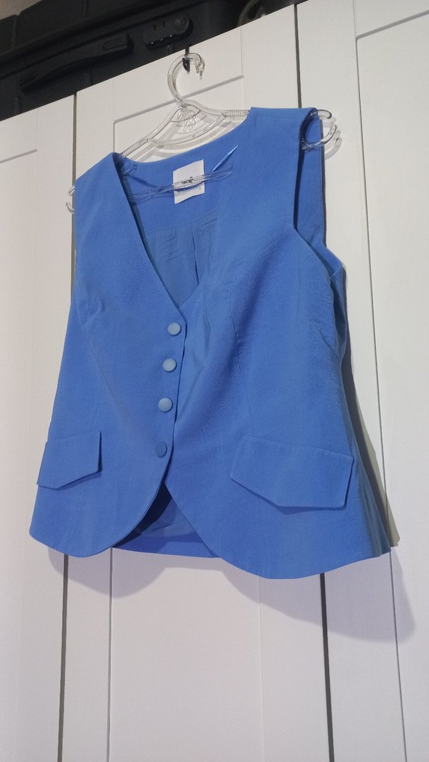 Düğmeli Mavi Kolsuz V Yaka Kadın Yelek - Görsel 4