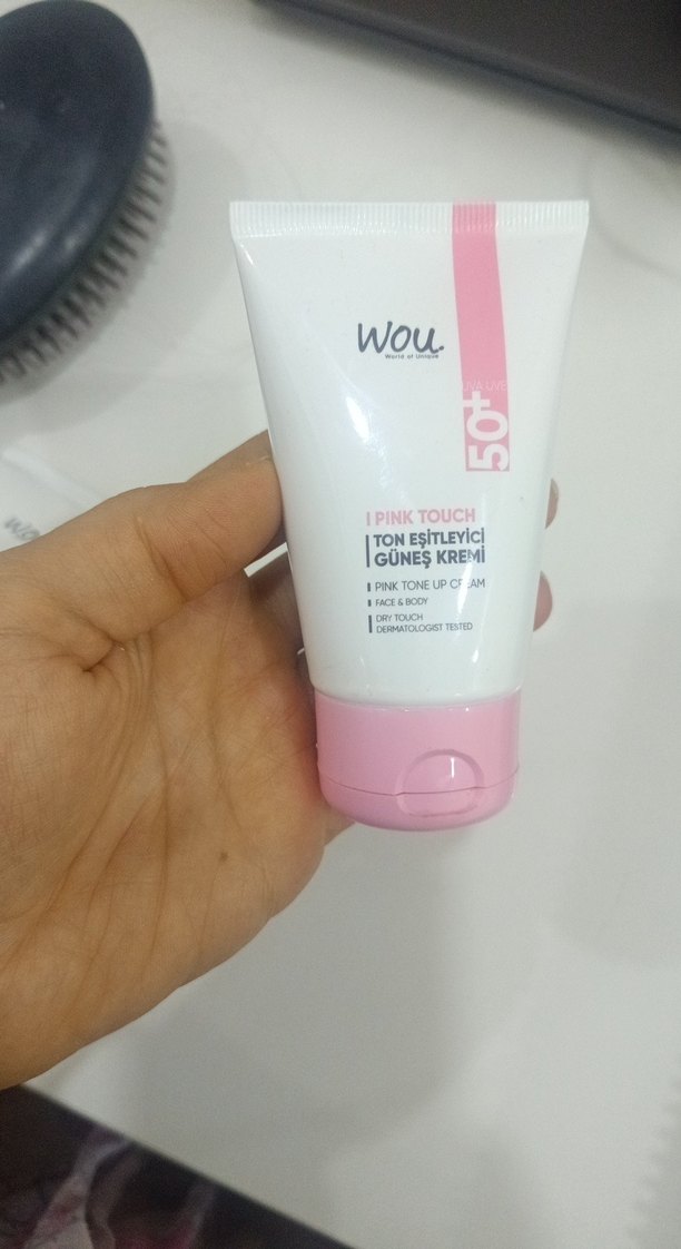 Wou Leke Karşıtı ve Ton Eşitleyici Güneş Kremleri SPF 50+ - Görsel 4
