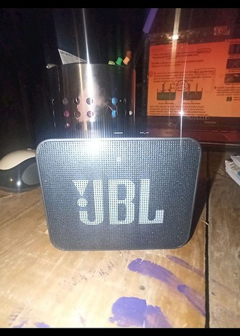 Siyah JBL go essential