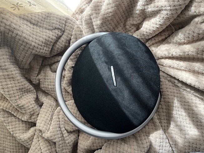 HARMAN KARDON onyx studio 8 bluetooth hoparlör