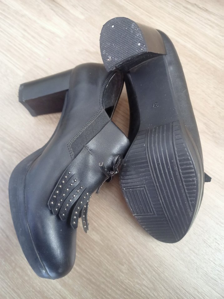 Kadın Siyah Parlak Goth Topuklu Oxford Ayakkabı - Görsel 4